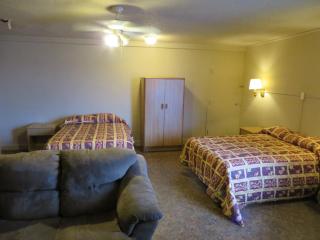 Budgetel Inn and Suites - Louisville - Louisville - 7