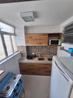 APARTAMENTO INTEIRO 1 dormitório COM AR CONDICIONADO NO BOQUEIRÃO - Santos - 1