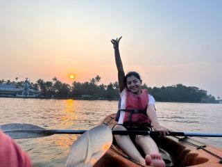 Kathoo's Lakeview Homestay - Alleppey - 7