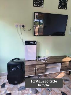 PRIVATE VILLA 6room near beach,wifi,netflix,fullchannel astro,privatepool,karaoke,cuckoo walking to beach - Port Dickson - 5