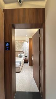 Hotel Royal Retreat - Shirdi - 3