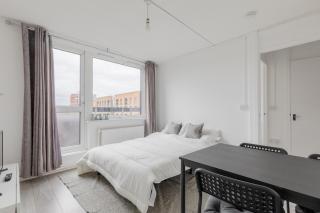 Stylish 1BD Flat with Shard Views Near Bermondsey - Londra - 9