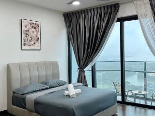 Almas suites Puteri Harbour Netflix Free snack - - 6