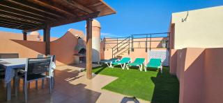 Homes of Spain, Apartamentos Paraiso Vera Playa, Ed Tahiti, Atico E de 2 dormitorios con piscina privada en solárium y barbacoa, pie de playa, WIFI - Vera - 3