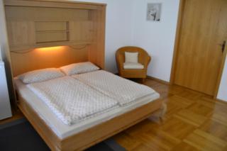 Exklusive Lage, sehr große Wohnung mit Gartenblick - FEWO Hämmerle Rot - Costanza - 4
