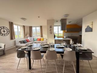 Les sables d'or Grand apt lumineux bien équipé 1er étage vue panoramique sur campagne près superette, à 600 m plage proche Omaha Beach et pointe du Hoc parking gratuit, garage à disposition - Vierville-sur-Mer - 8
