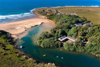 GweGwe Beach Lodge - - 1