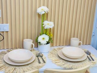 Cozy 773 Suite Shore 2 Residences in front of MOA by Prime Stay - 1