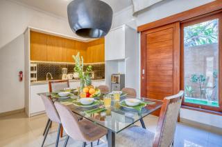 3 Bd Pvt House with big common pool and Gym - 0