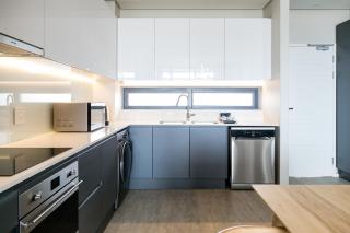 BGS Luxury apartment Two-Bed with mountain and Ocean view - AXIS-Century City - 5