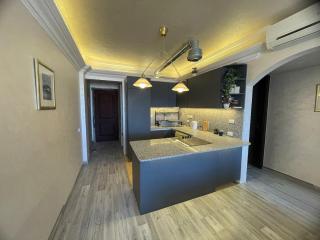 Luxury 1 Bedroom Sea Front Apartment - 7