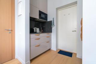 Compact studio apartment - 5 min from Bus Station - Riga - 8