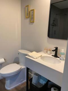 Trendy 1B 1BA Private Suite - Walkable to Old Town - Scottsdale - 8