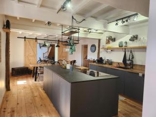 Ferme équerre 12 personnes avec piscine - 1