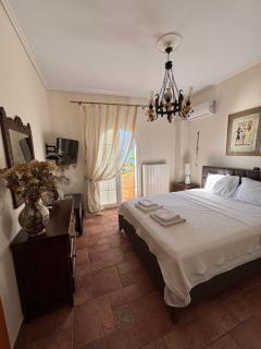 Sunset House - Itea - 6