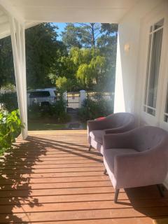 8 Sleeper, 4 Bedroom Home in Franschhoek - Franschhoek - 8