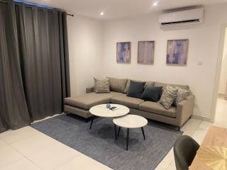 Loxwood by Tripview Apartments - 4