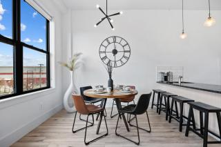 Lux Stay Near NYC - Patio, Gym & Free Parking - Kearny - 5