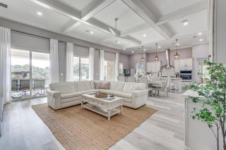 Waterfront Retreat with Outdoor Oasis in Pensacola - Pensacola - 8