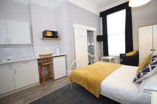 The Belmont - Torquay - 5