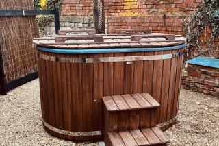 Torworth - 1 Bed Barn - Sleeps 3 - Hot Tub - Torworth - 1