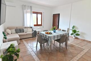 IzzHome The King - Pula - 1