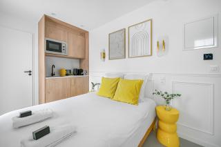 JIJI Suites - 8