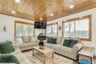 Riverfront Home with Private Dock in Wisconsin Dells - Lyndon Station - 8