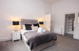 Stunning 2 Bed in Ideal Location - Glasgow - 9