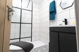 Flat 5 Willow Brook, Private Parking, WiFi, Garden View - Bedworth - 3