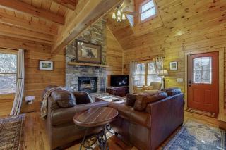 Hickory Creek Hideaway - Maggie Valley - 8