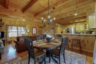 Hickory Creek Hideaway - Maggie Valley - 5