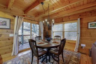 Hickory Creek Hideaway - Maggie Valley - 4