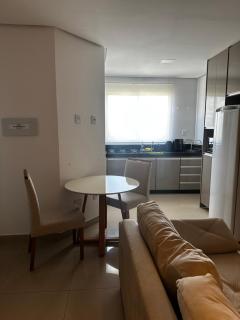 Flat central com elevador e garagem - Montes Claros - 9