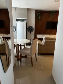 Flat central com elevador e garagem - Montes Claros - 7