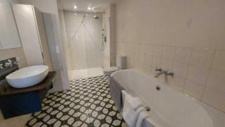 Stunning Unique & Elegantly Refurbed Seafront 2BD - Dublino - 4