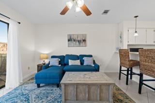 Beach Please, Townhome, Sleeps 4, Free Activities Included! - Fort Walton Beach - 9