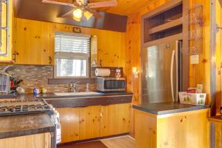 14 Mi to Slopes Long Barn Cabin with Fire Pit! - Long Barn - 4
