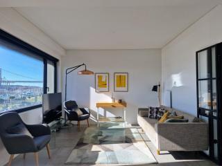 MBird Riverside 2BD Flat with garage - Lissabon - 0