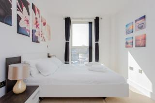 Brand New 2 Bedroom 2 Bath Flat at Brixton Station and O2 for Max 8 Guests - London - 8