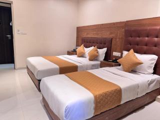 Hotel West Line Andheri - 7