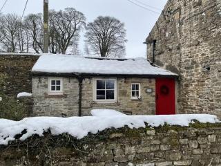 Storeys Cottage - Redmire - 4
