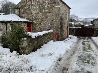 Storeys Cottage - Redmire - 6