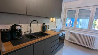 Tesla Time MachiNS 2bedrooms & Living Room - Novi Sad - 3