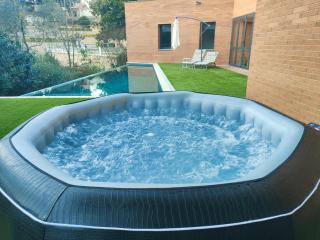 Girona, verde, relax e Infinity Pool - - 9