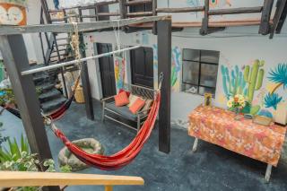 Family Room by the Aqueduct - 3