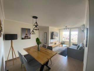 Departamento nuevo excelente ubicación cómodo y amplió de 1 a 4 personas con estacionamiento - 9