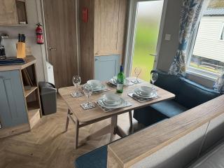Home from Home Lettings at Tattershall Lakes - Bull Rush - Tattershall - 3