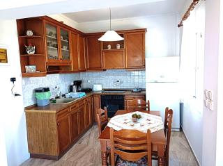 Holiday House with sea view in Skala Polichnitos - Skála - 8