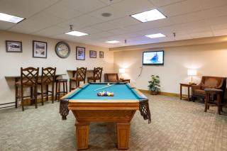 Heated Pool, 2 Hot Tubs, Virtually Ski In Ski Out, Close to Ski School - 9